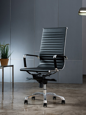 How to choose an office chair: both comfort and health