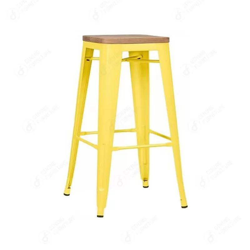 bar stool1